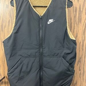 Nike Black and Brown Fleece-Lined Vest